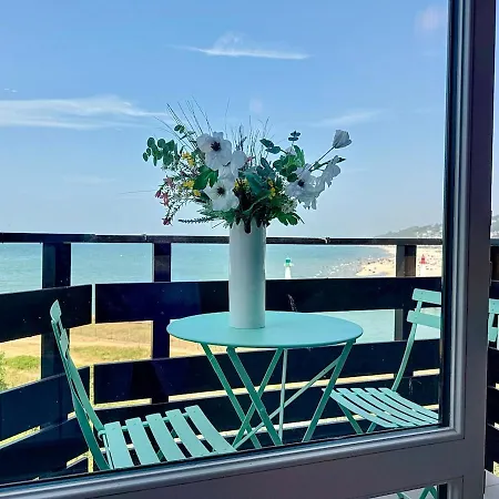 Apartment Vue Yourhosthelper *